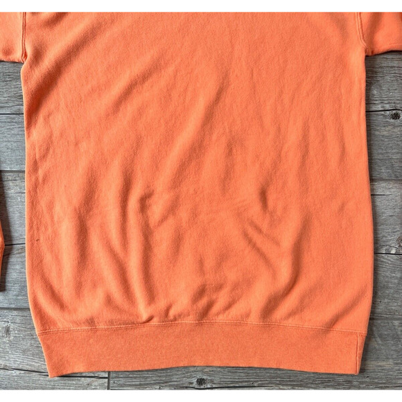 Unisex ComfortWash by Hanes Garment-Dyed Orange Crew Sweatshirt Small NWT GDH400 - Picture 4 of 4